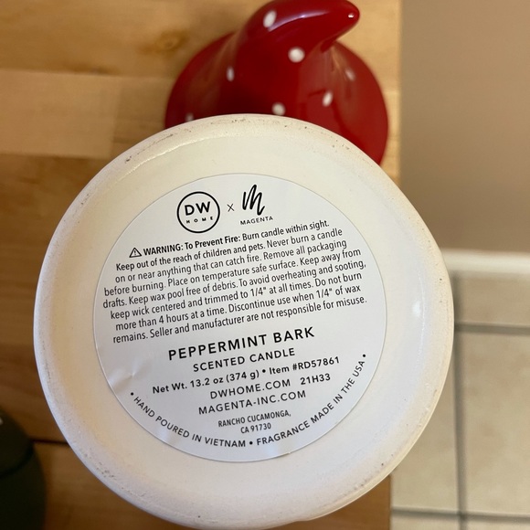 Rae Dunn Joy Gnome Holiday Christmas Seasonal Candle - Picture 4 of 4